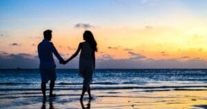 Gigoló, Escort, Acompañante para Mujeres a viajes de relax a la playa